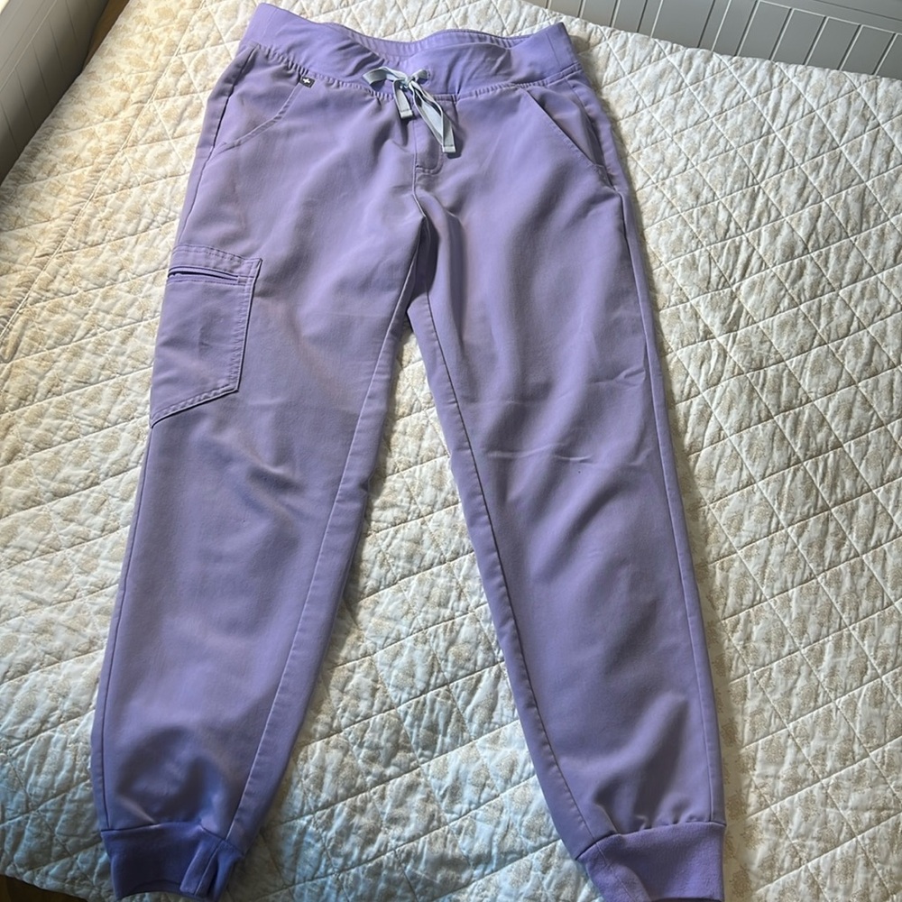 Figs Women’s Lavender Dew Limited Edition Small Petite Zamora Joggers